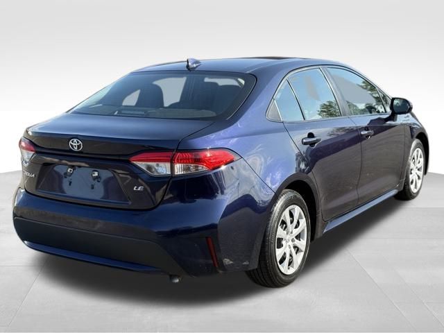 2022 Toyota Corolla LE photo 5
