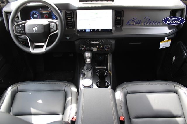 2025 Ford Bronco Badlands photo 11