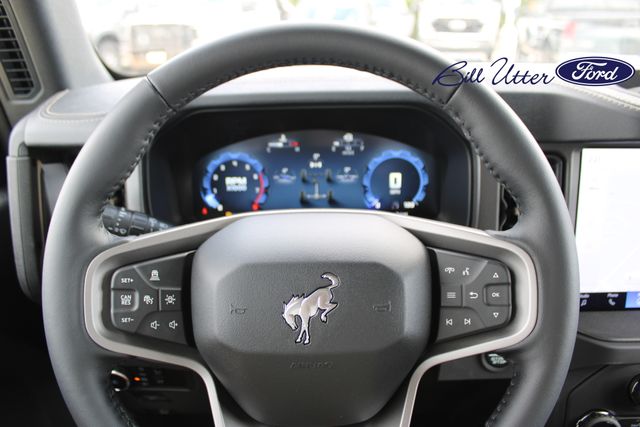 2025 Ford Bronco Badlands photo 16