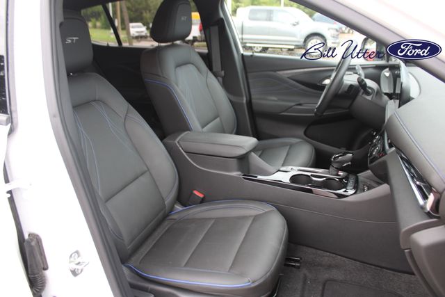 2024 Buick Envista ST photo 11