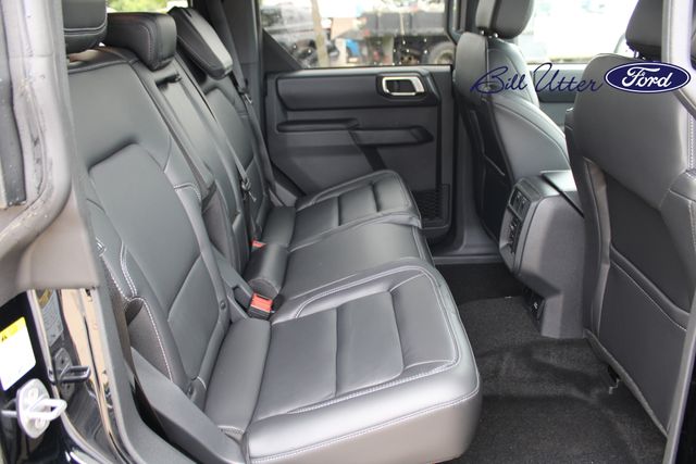 2025 Ford Bronco Outer Banks photo 8