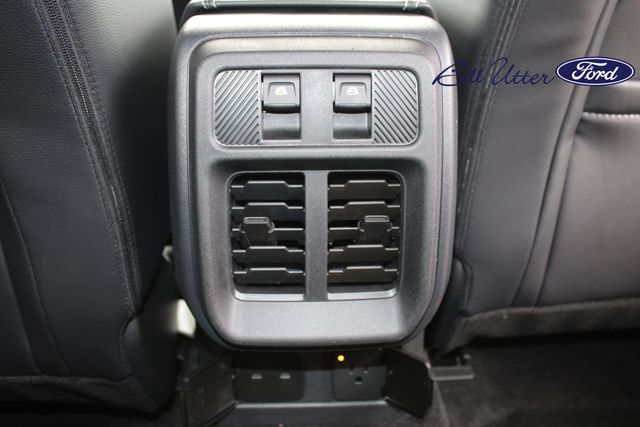 2025 Ford Bronco Outer Banks photo 9