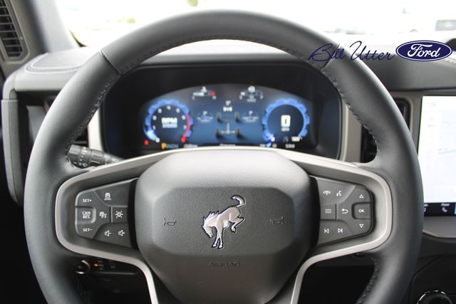 2025 Ford Bronco Outer Banks photo 15