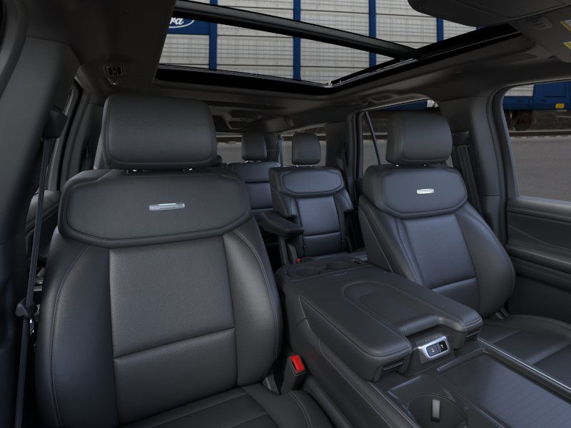 2025 Ford Expedition MAX Platinum photo 8