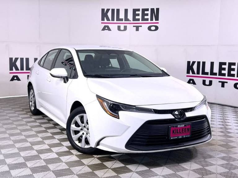 2024 Toyota Corolla LE