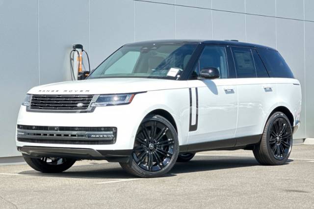 2025 Land Rover Range Rover SE