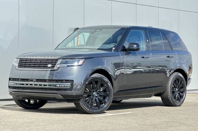 2025 Land Rover Range Rover Plug-In Hybrid SE