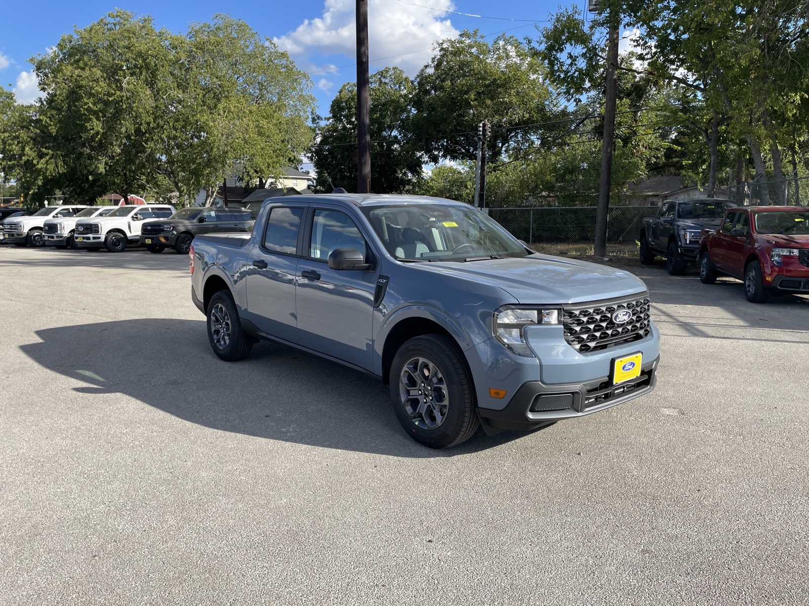 2025 Ford Maverick XLT photo 3
