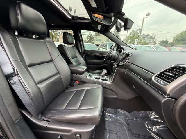 2020 Jeep Grand Cherokee Limited photo 23