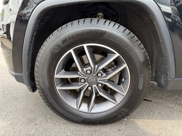 2020 Jeep Grand Cherokee Limited photo 35