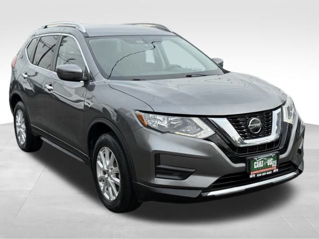 2018 Nissan Rogue SV photo 3