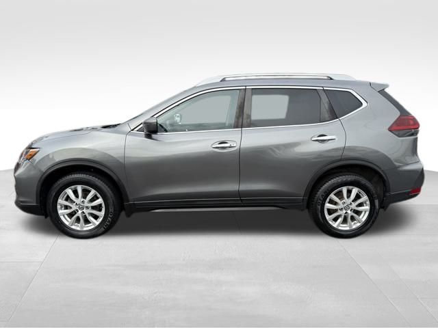 2018 Nissan Rogue SV photo 12