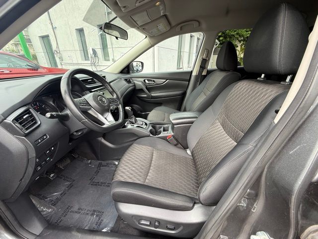 2018 Nissan Rogue SV photo 15