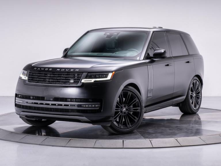 2025 Land Rover Range Rover P530 SE