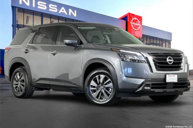 2022 Nissan Pathfinder S