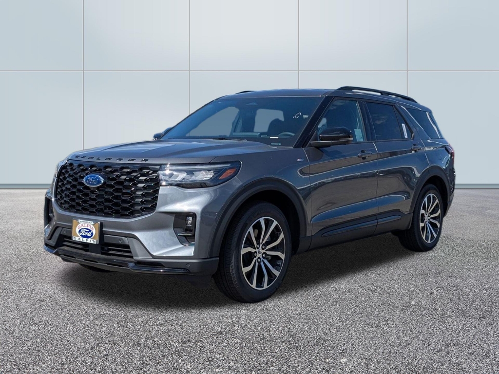 2025 Ford Explorer ST Line