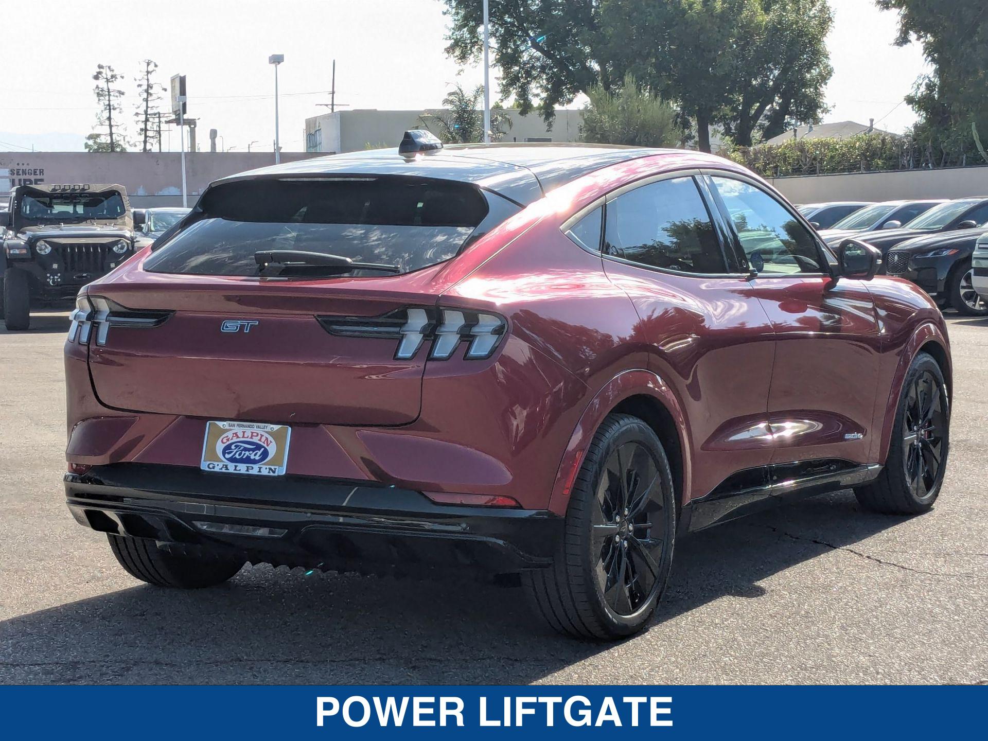 2025 Ford Mustang Mach-E GT photo 8