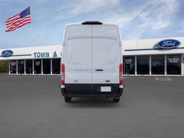 2025 Ford Transit photo 4
