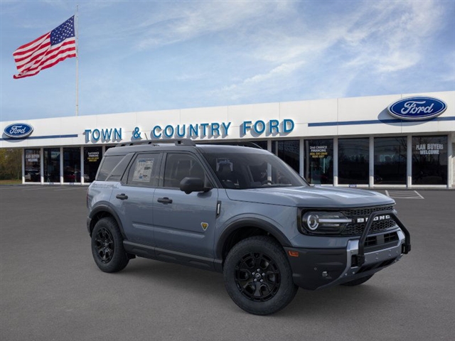 2025 Ford Bronco Sport Badlands photo 2