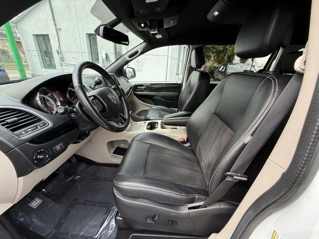 2019 Dodge Grand Caravan SXT photo 15