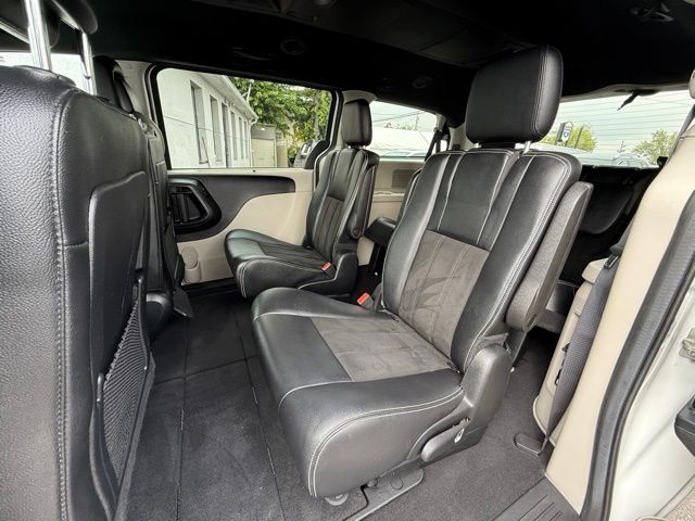 2019 Dodge Grand Caravan SXT photo 20