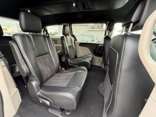 2019 Dodge Grand Caravan SXT photo 24