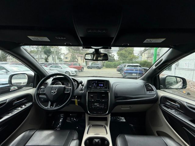 2019 Dodge Grand Caravan SXT photo 29