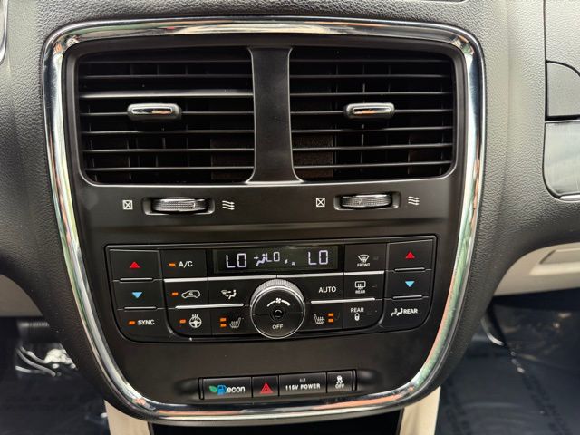 2019 Dodge Grand Caravan SXT photo 30