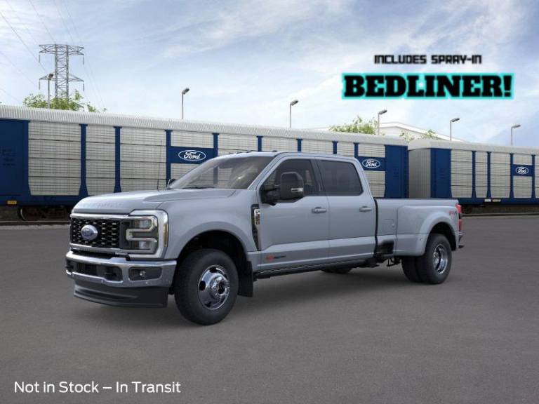 2026 Ford Super Duty F-350 DRW LARIAT