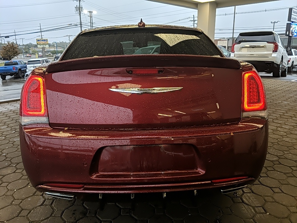 2019 Chrysler 300 S photo 6