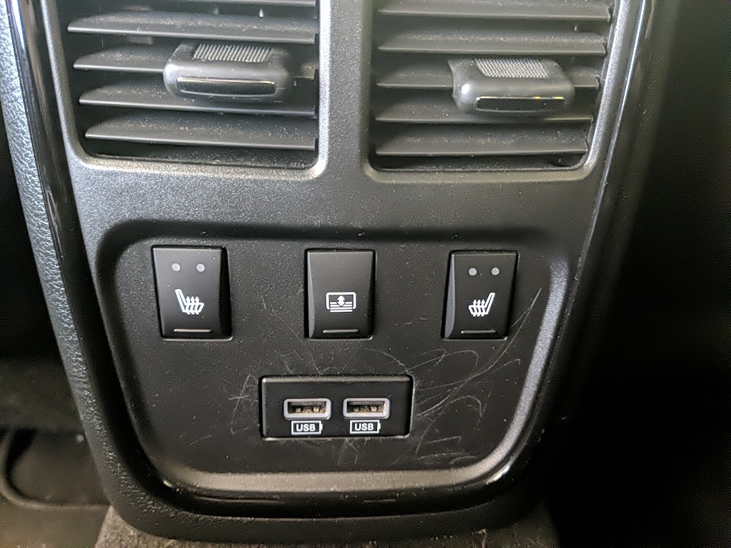 2019 Chrysler 300 S photo 13