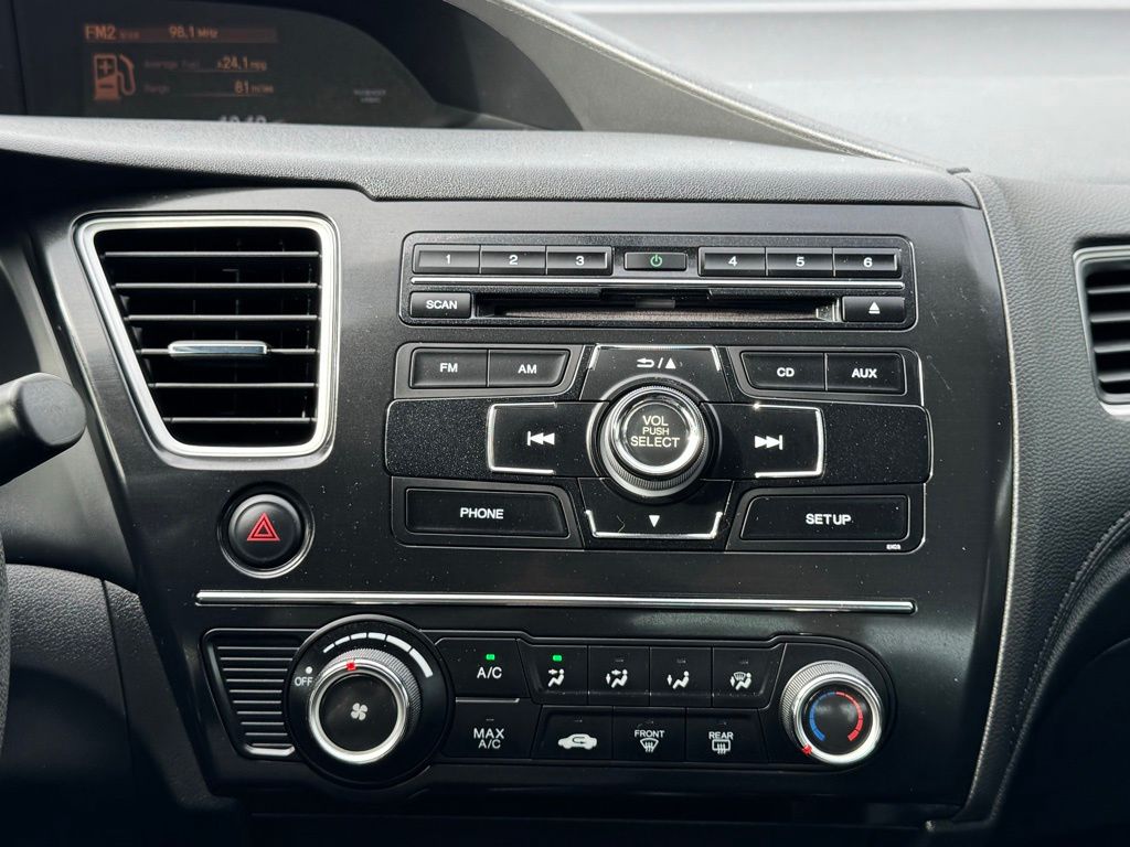 2013 Honda Civic LX photo 21