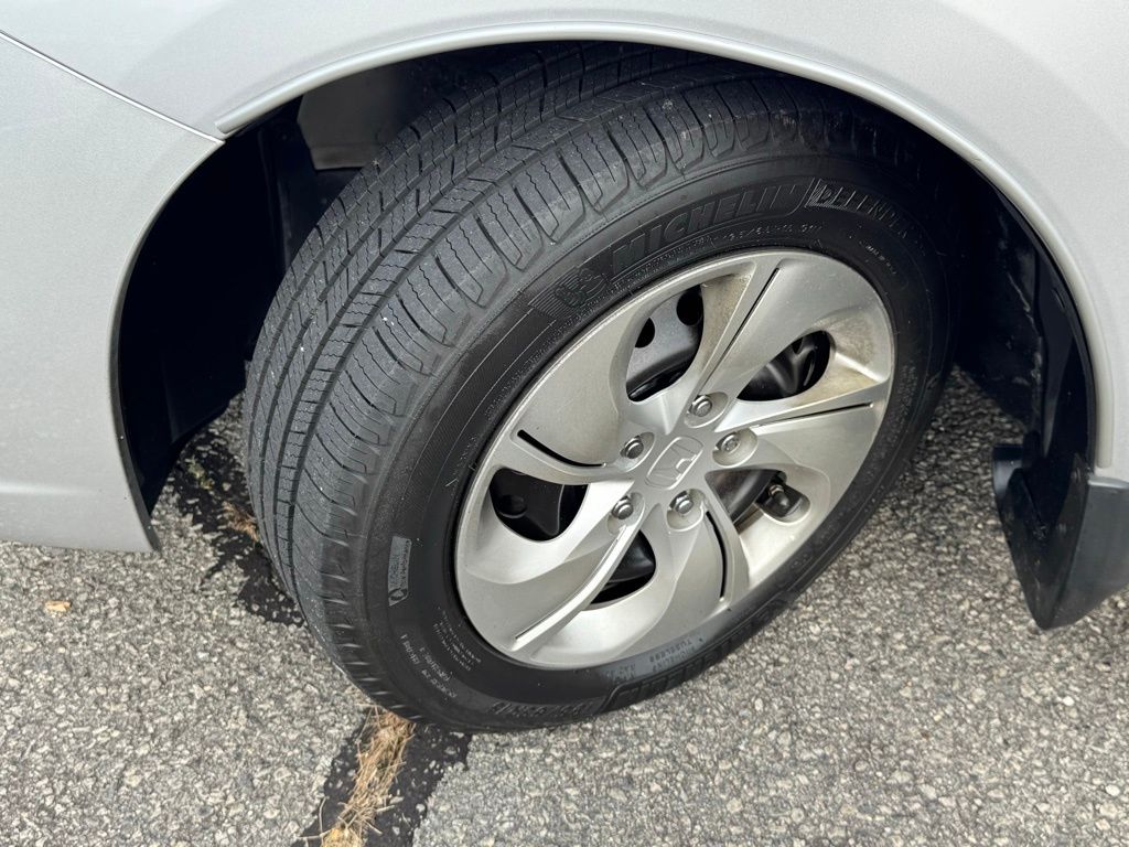 2013 Honda Civic LX photo 24