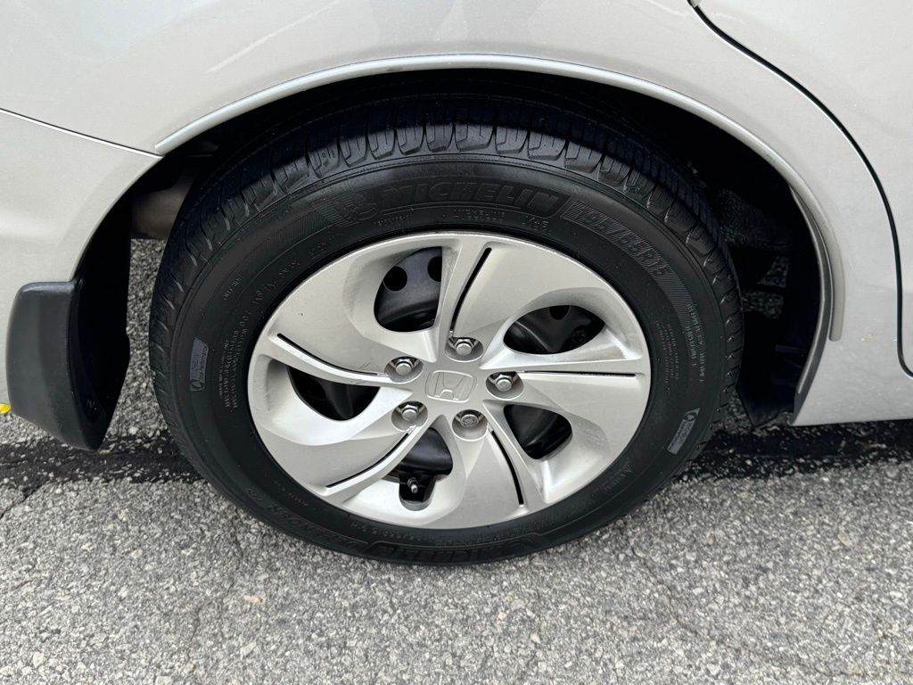 2013 Honda Civic LX photo 27