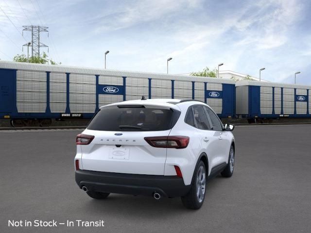 2026 Ford Escape ST-Line photo 5