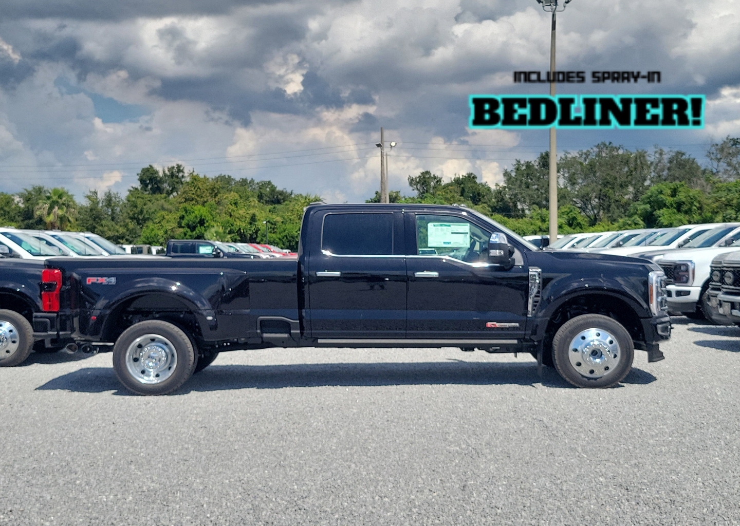 2026 Ford F-450 Super Duty Platinum's photo