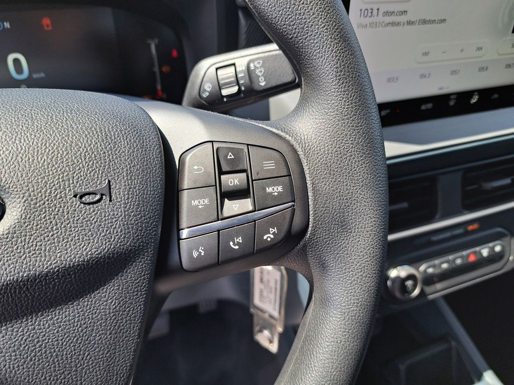 2025 Ford Maverick XL photo 20