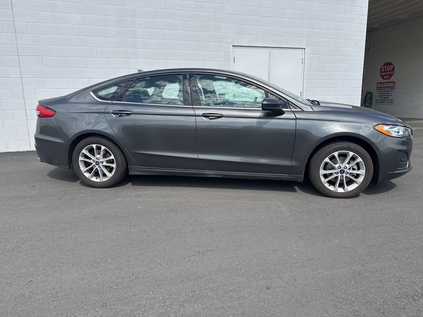 Used 2019 Ford Fusion SE
