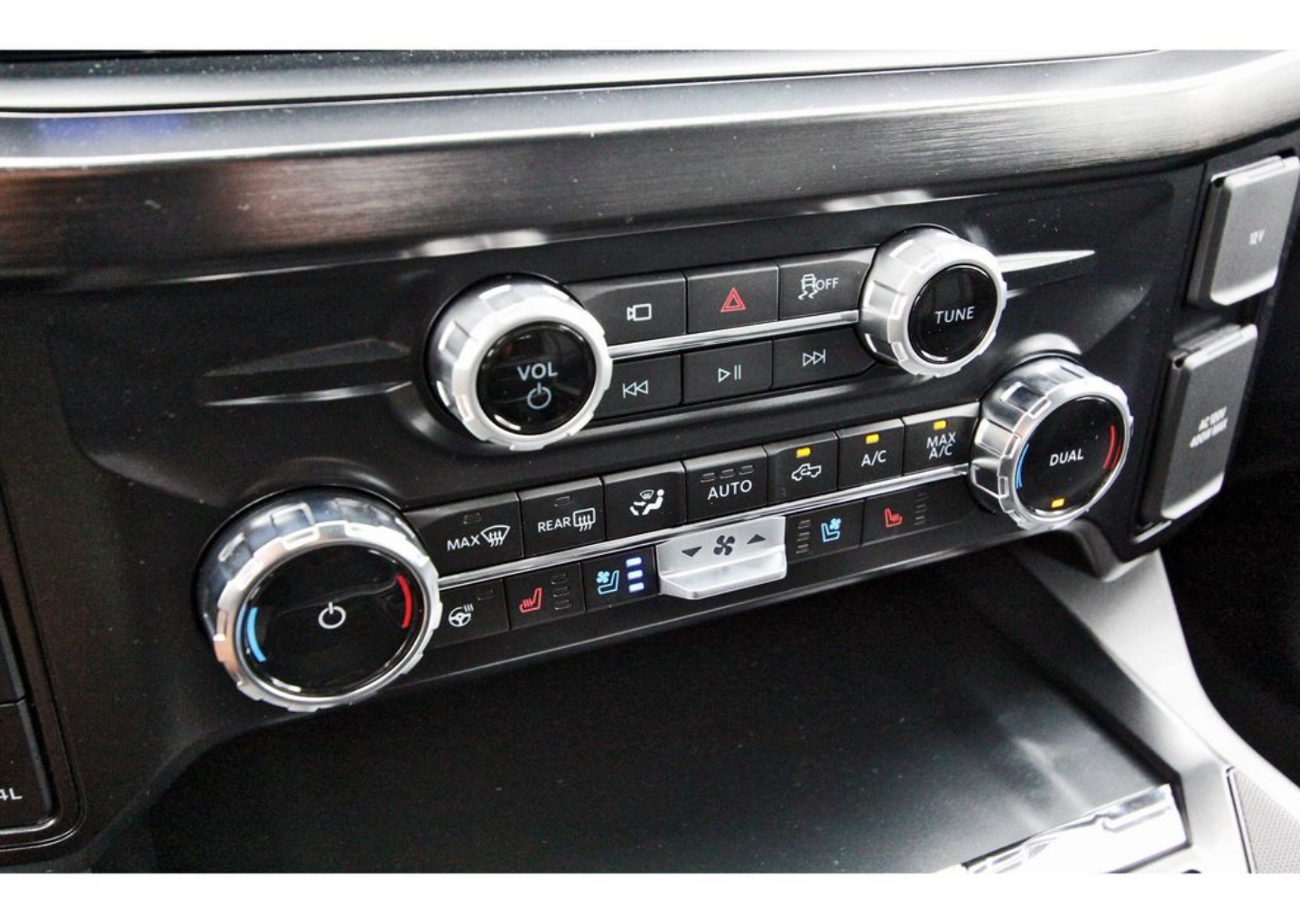 2026 Ford F-350 Super Duty Lariat - Photo 18