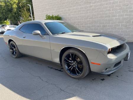 2017 Dodge Challenger SXT