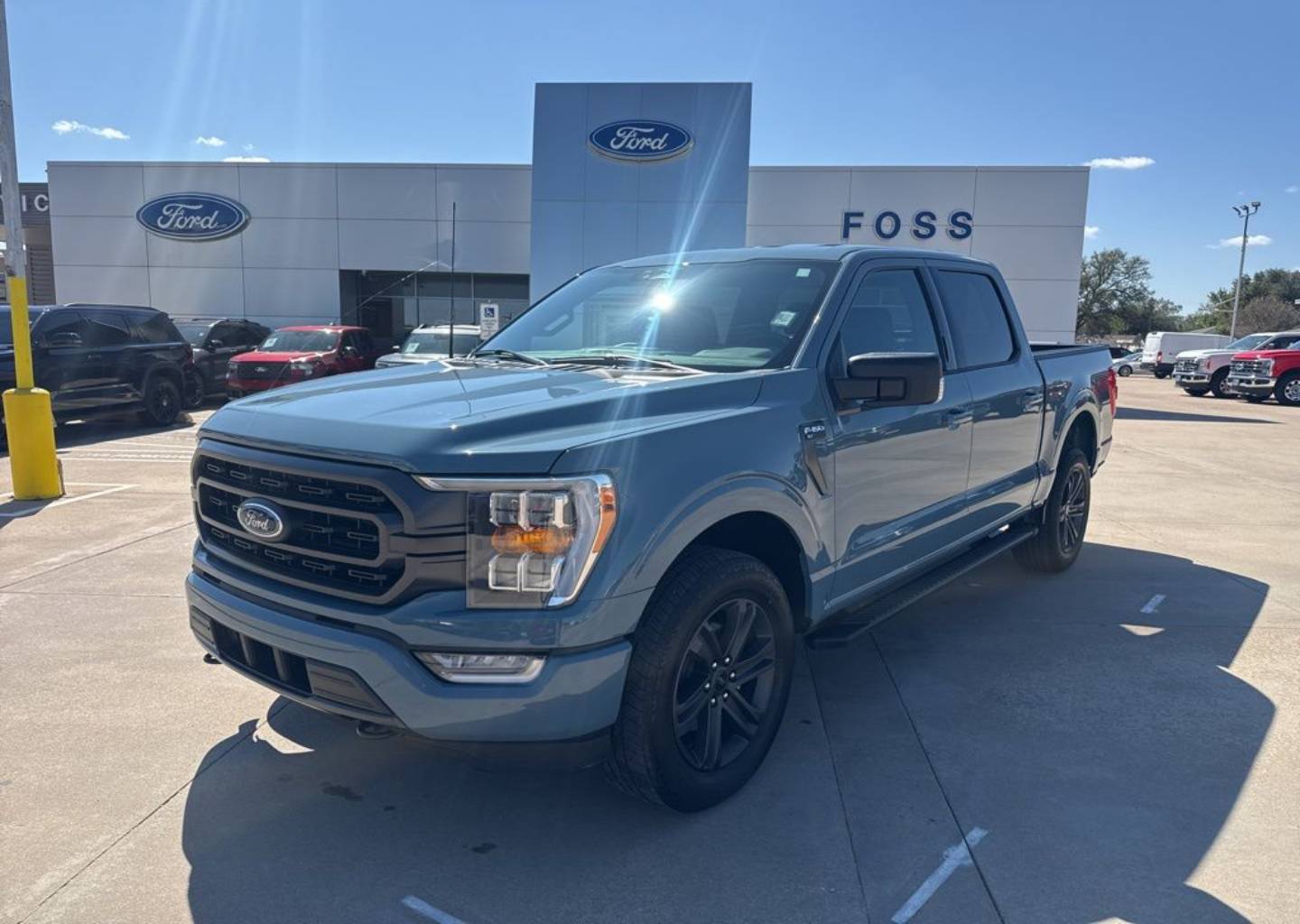 2023 Ford F-150 XLT's photo