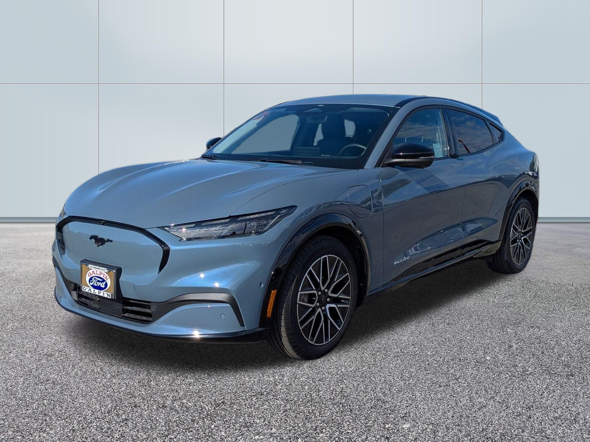 2024 Ford Maverick XLT photo 3