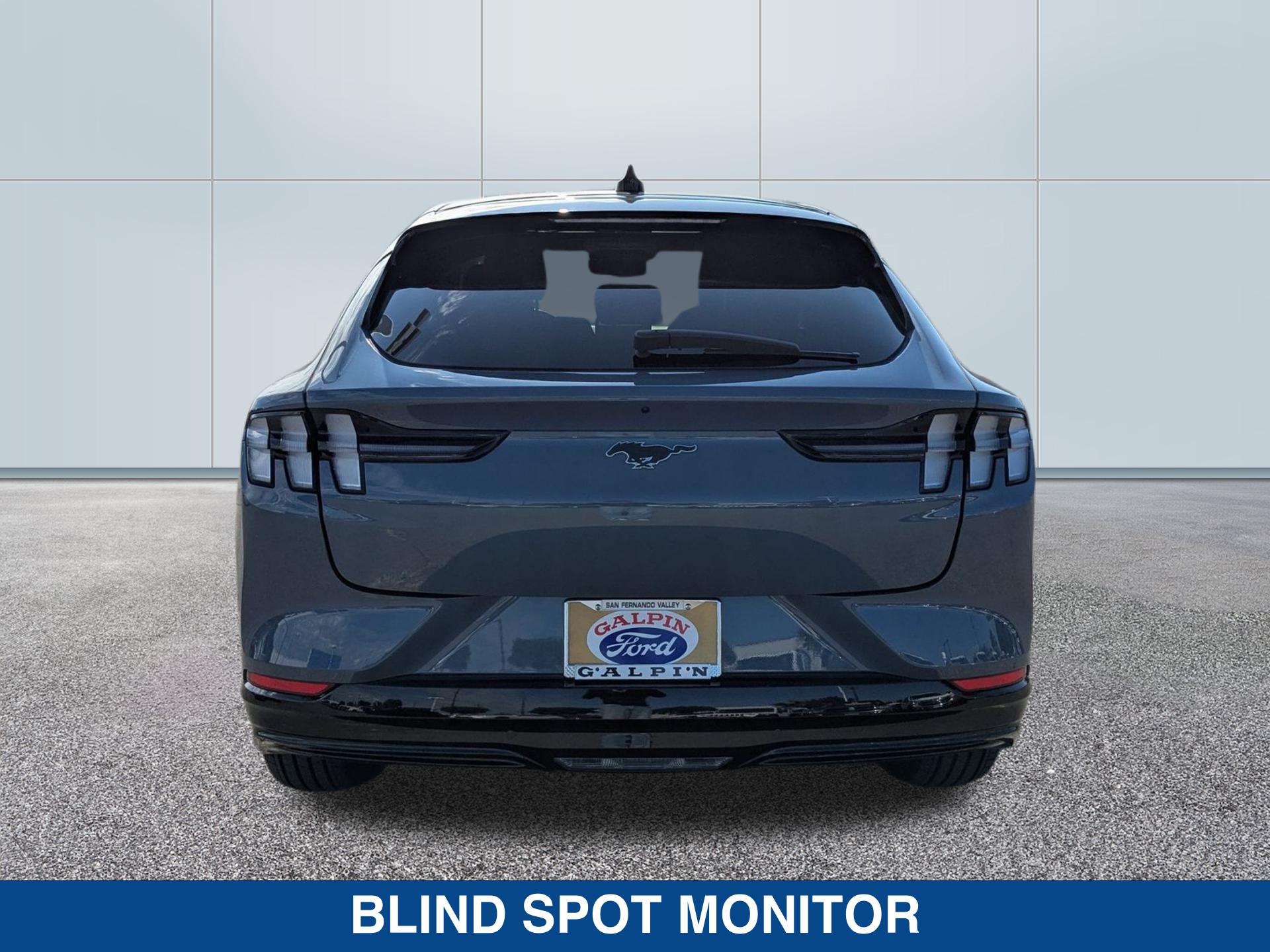 2024 Ford Mustang Mach-E Premium photo 4