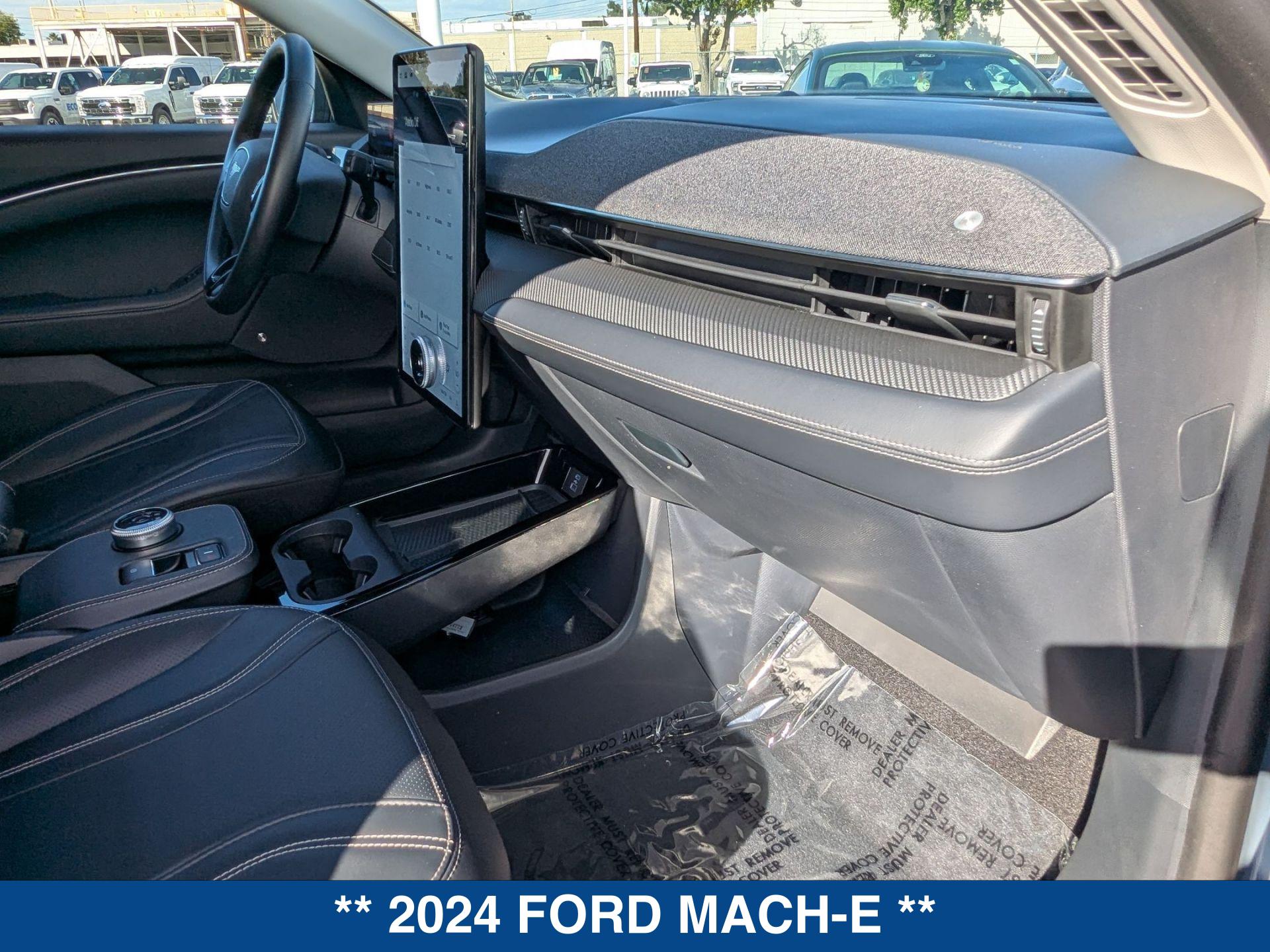 2024 Ford Mustang Mach-E Premium photo 19