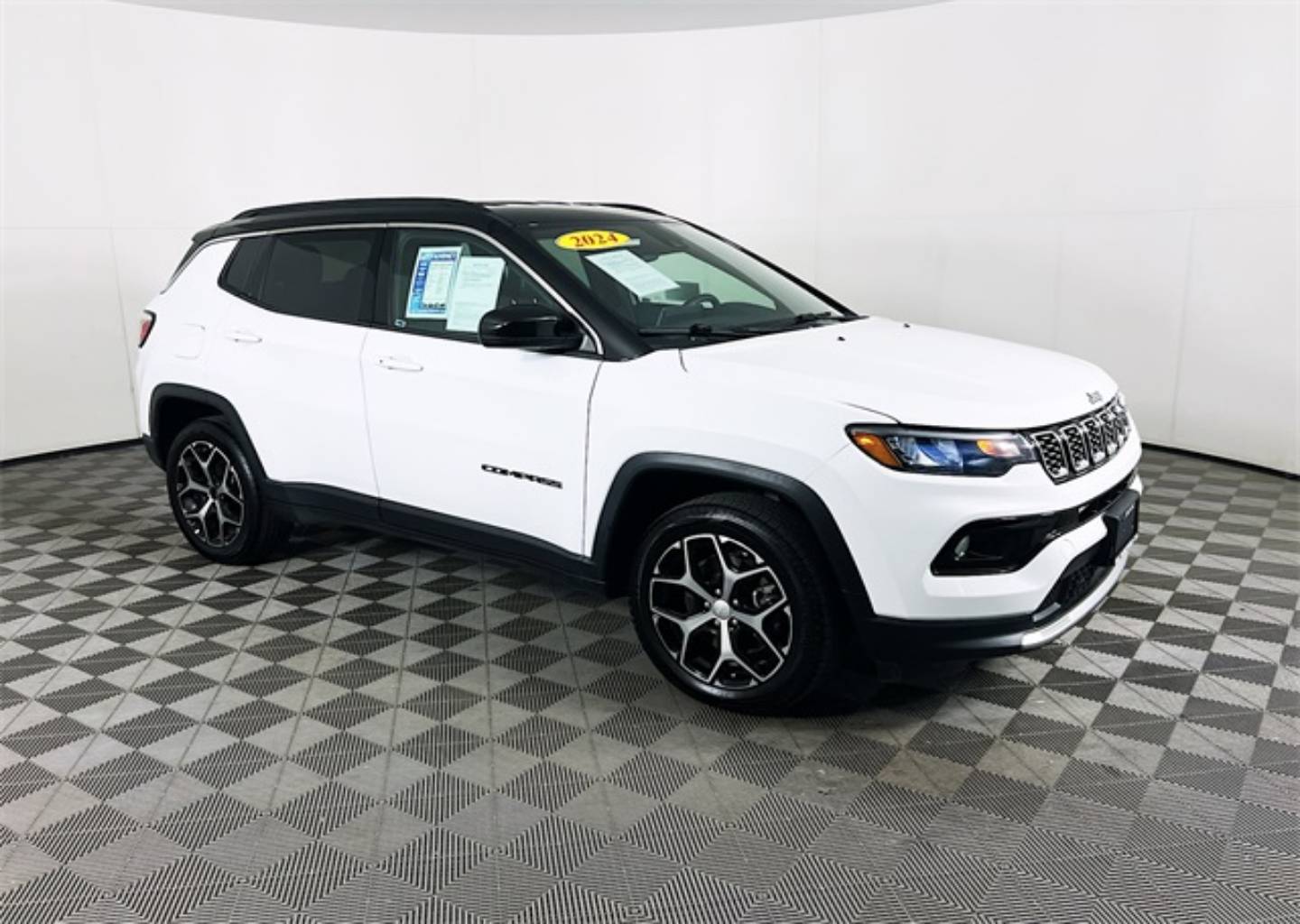 2024 Jeep Compass Limited's photo