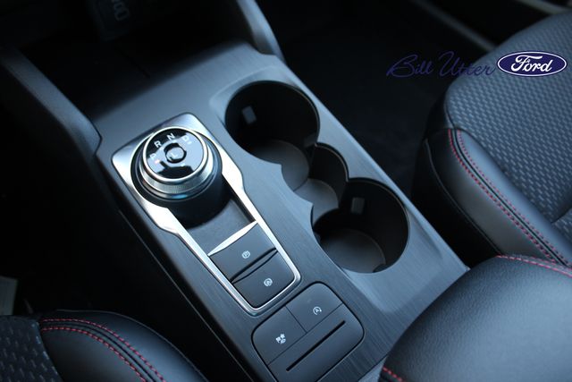 2026 Ford Escape ST-Line photo 12