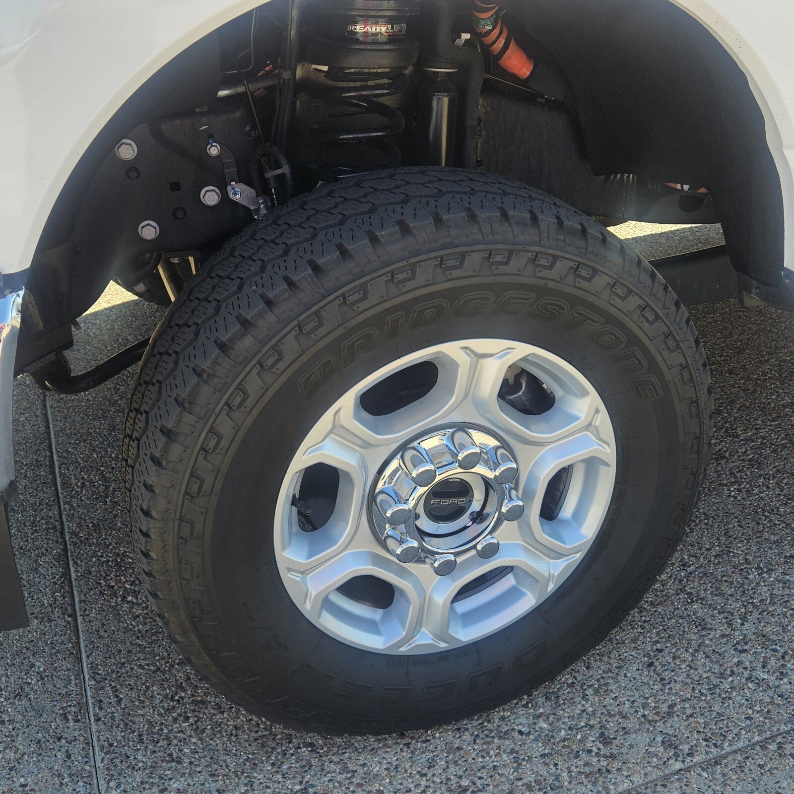 2025 Ford F-250 XLT photo 9