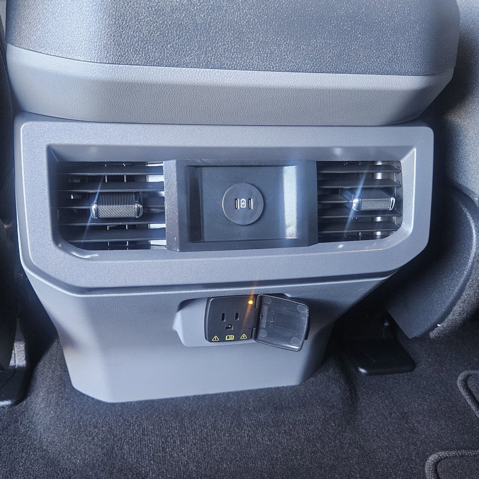 2025 Ford F-250 XLT photo 14