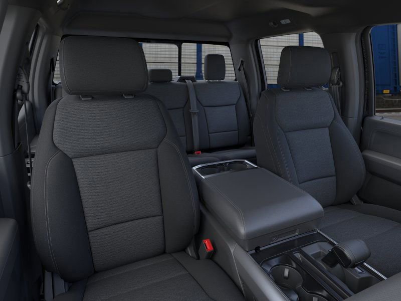 2025 Ford F-150 XLT photo 9