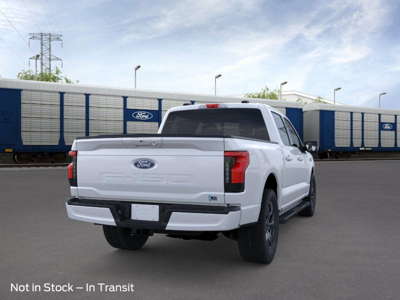 2025 Ford F-150 Lightning photo 8